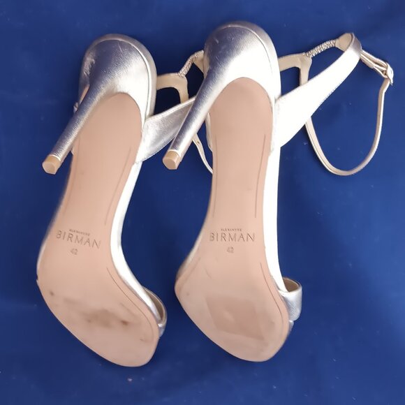 NWOB Alexandre Birman Gold-Leather High Heel Ankle Strap Sandals - Picture 7 of 8